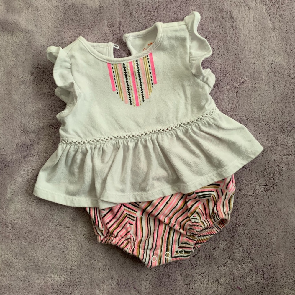 5/$25🛍 Cat & Jack Romper